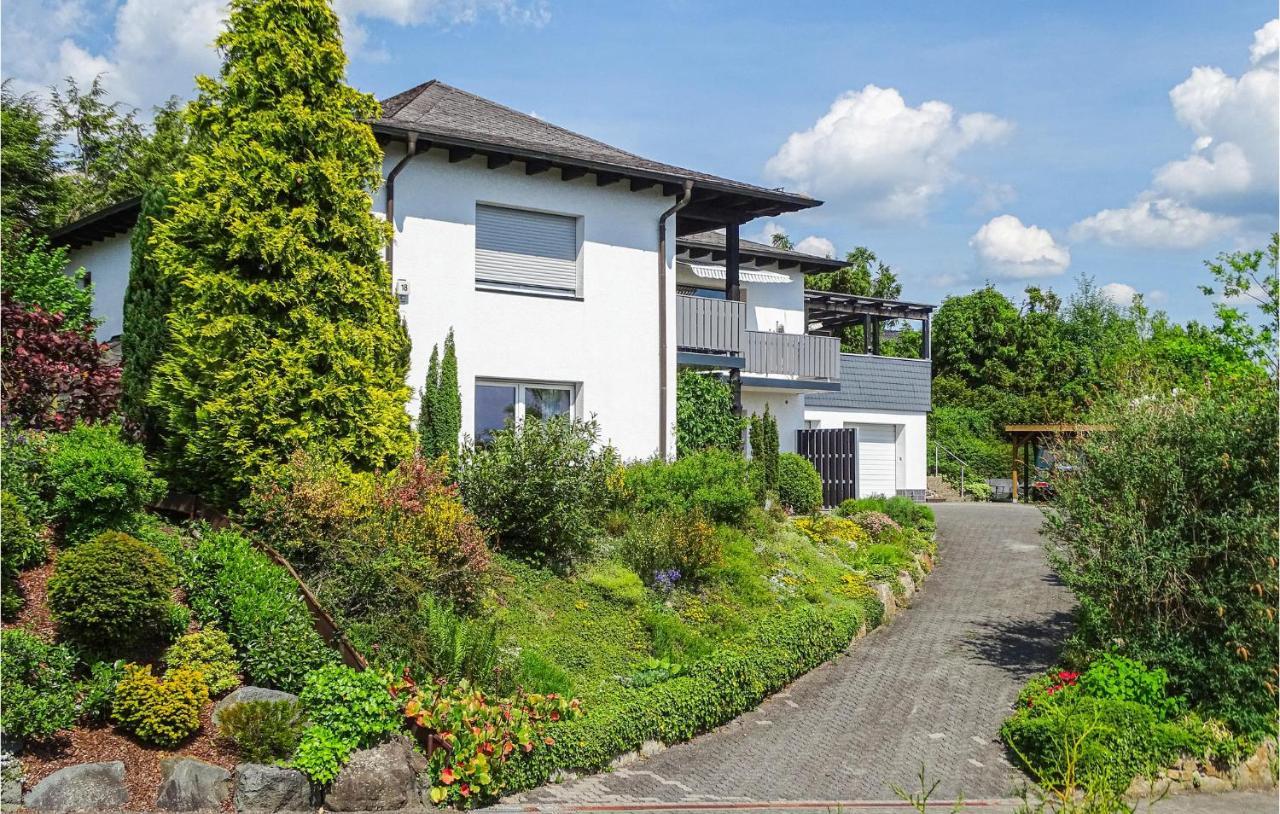 Beautiful Apartment In Dillenburg With Kitchen 外观 照片