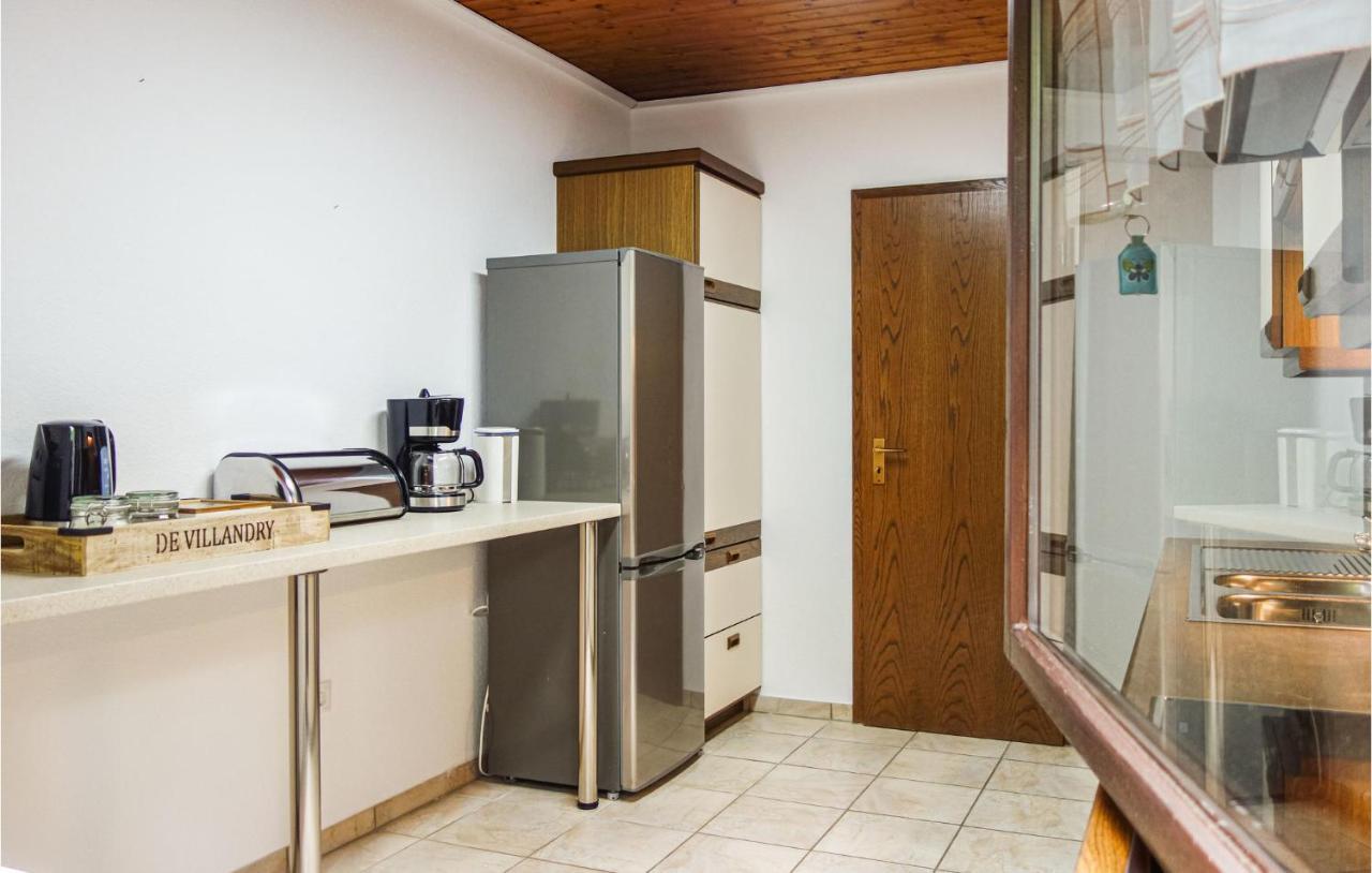 Beautiful Apartment In Dillenburg With Kitchen 外观 照片