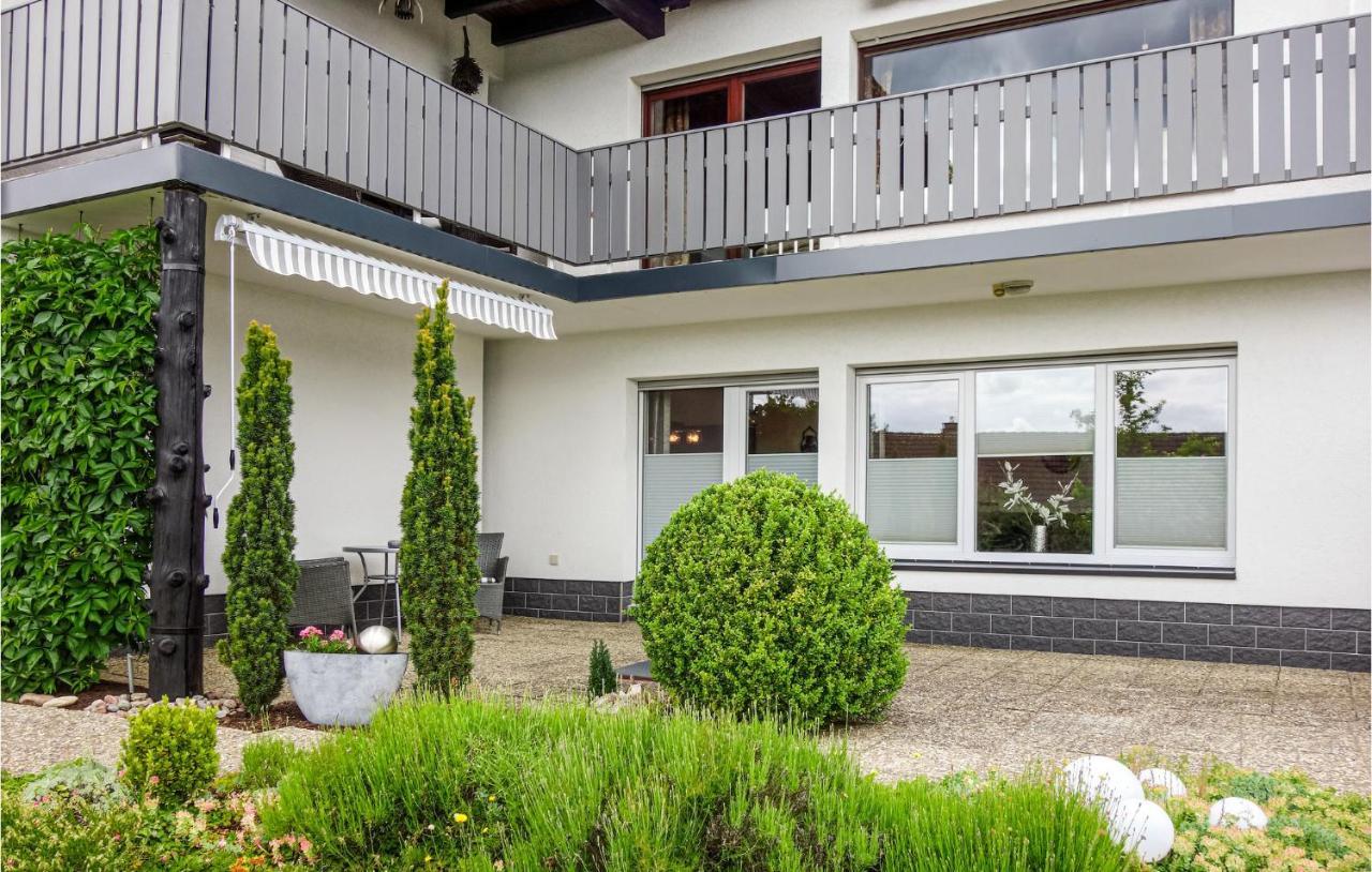 Beautiful Apartment In Dillenburg With Kitchen 外观 照片